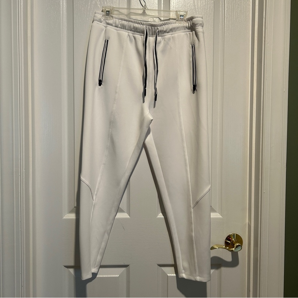 Women’s White Jogger/Golf Pants